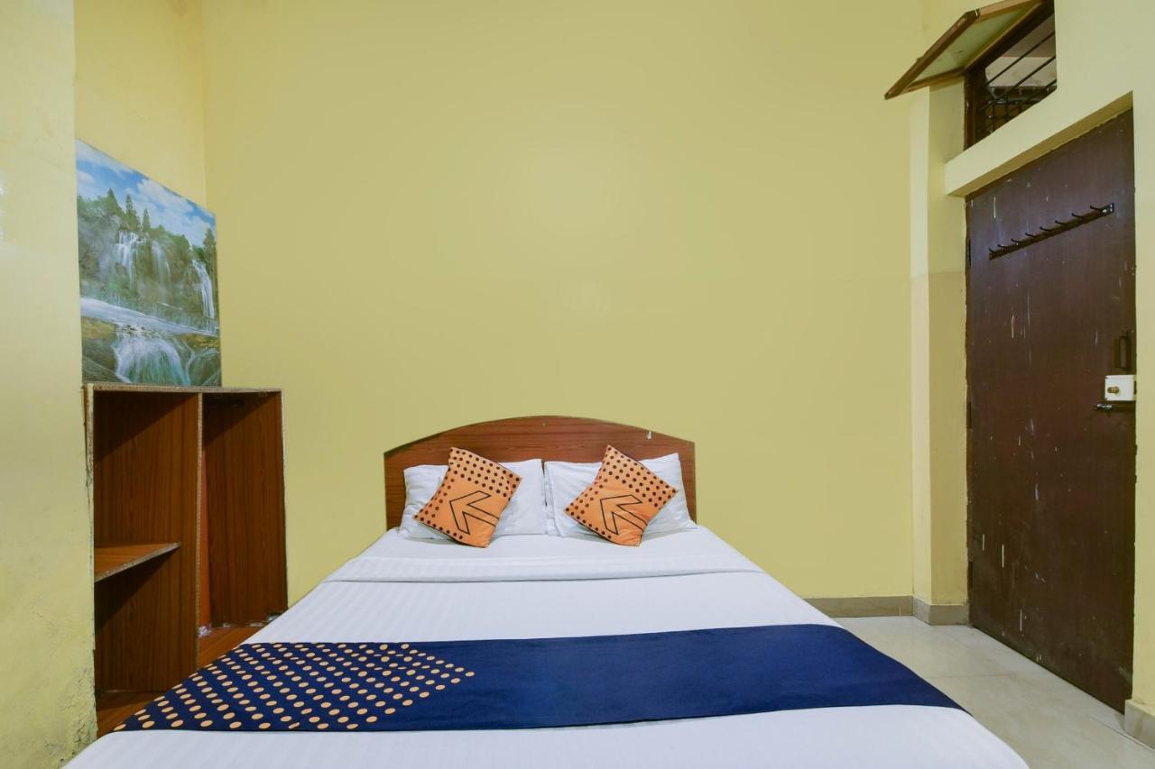 Vaccinated Staff- SPOT ON 74228 Galaxy Comforts Hotel Narasimharaja Puram Exterior foto