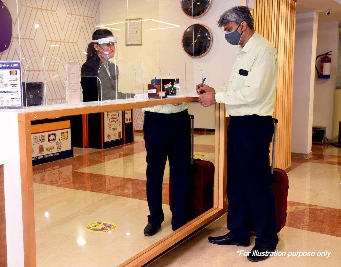 Vaccinated Staff- SPOT ON 74228 Galaxy Comforts Hotel Narasimharaja Puram Exterior foto